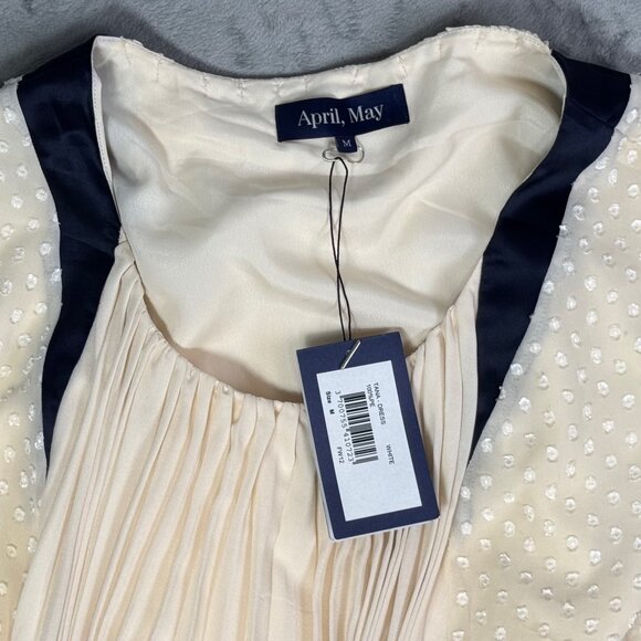 April, May Tana Cream & Navy Blue Pleated Mini Dress - Picture 4 of 6